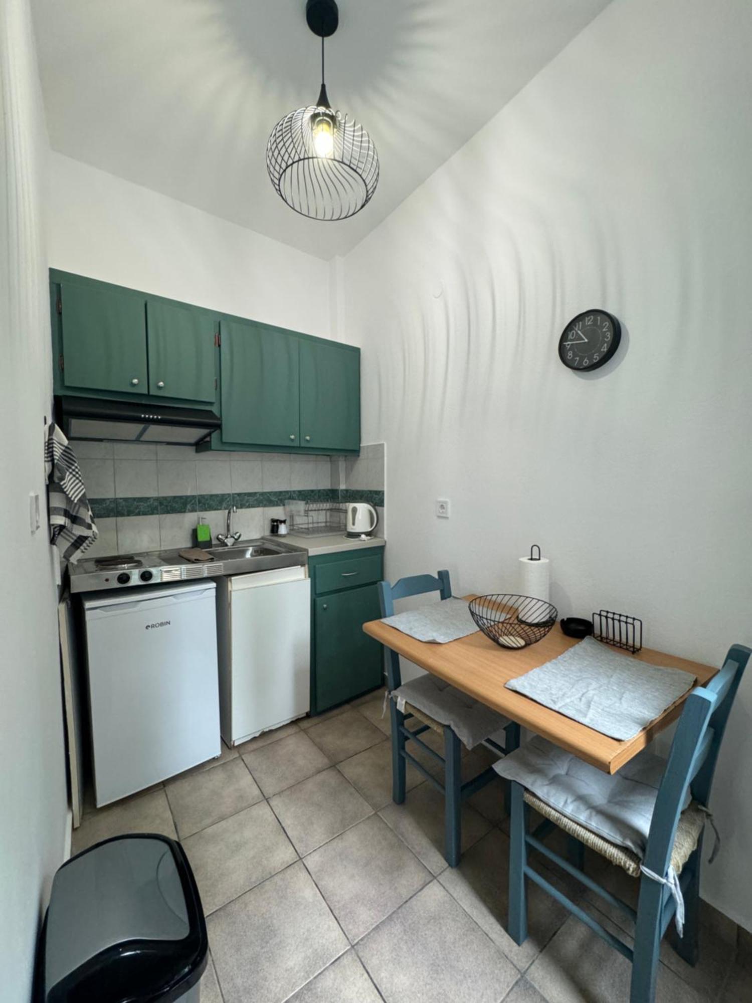Melintas Cozy Apartments 2 Plomari Екстер'єр фото
