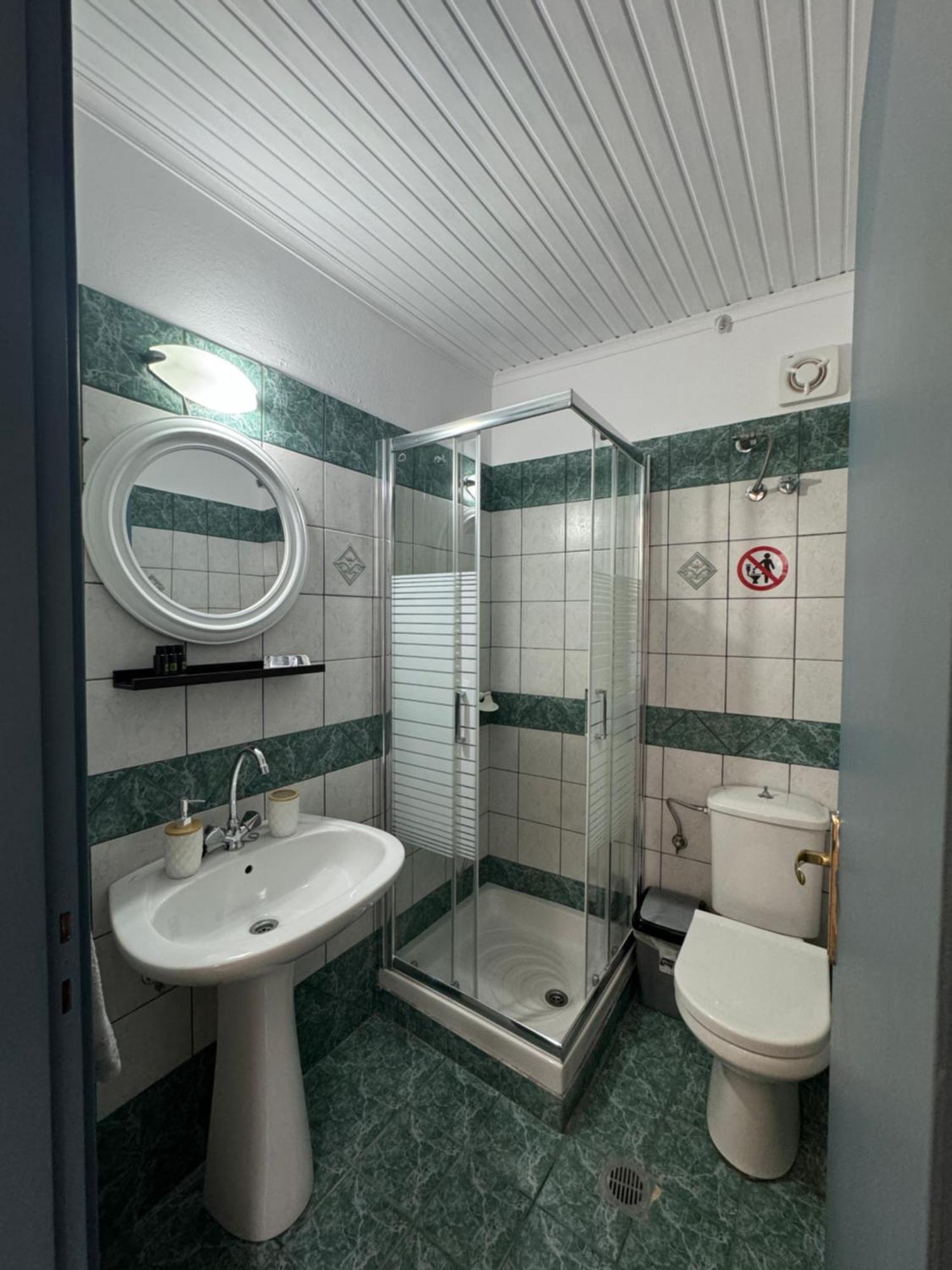 Melintas Cozy Apartments 2 Plomari Екстер'єр фото